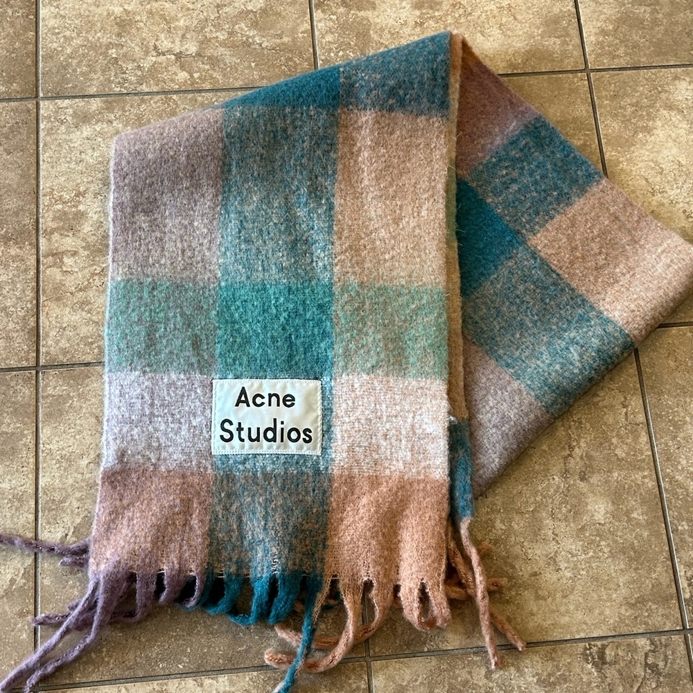 Acne Studios Valley check scarf